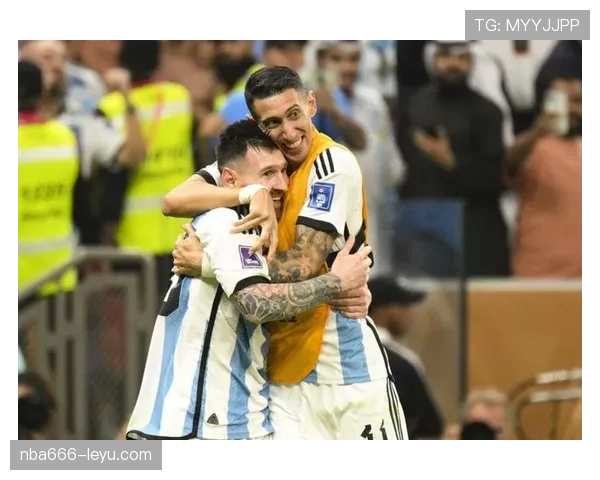 梅西后撤组织型前锋角色解析